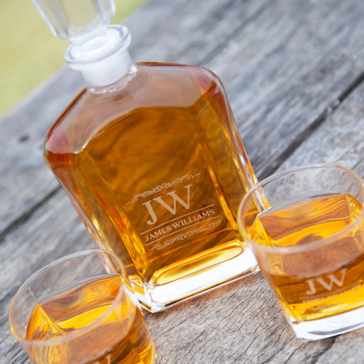 Customised Engraved Christmas Premium Decanter With two Scotch Glasses Gift Set Present