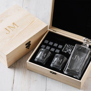 Personalised decanter set with engraved initials on box, glassware, and decanter – Christmas gift for whiskey lovers