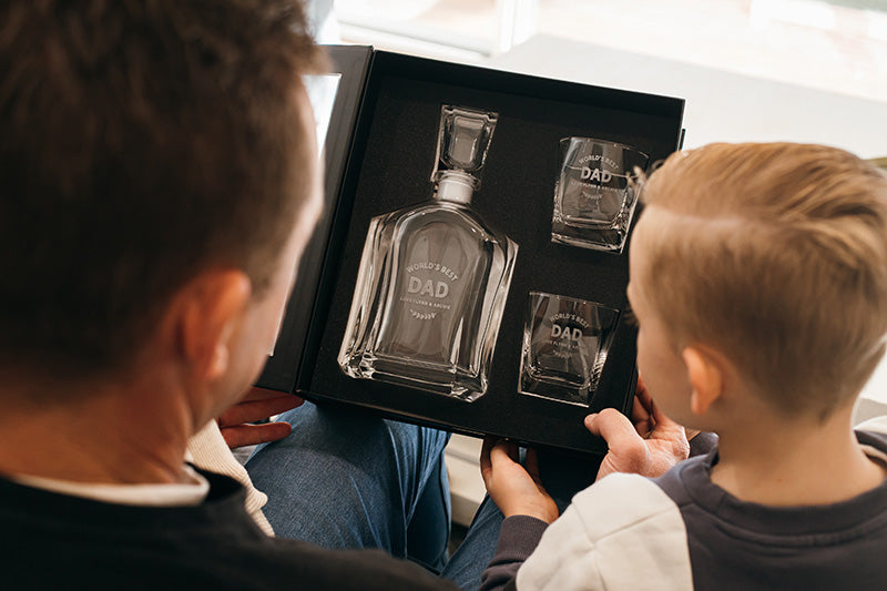 Why Choose Personalised Favours?