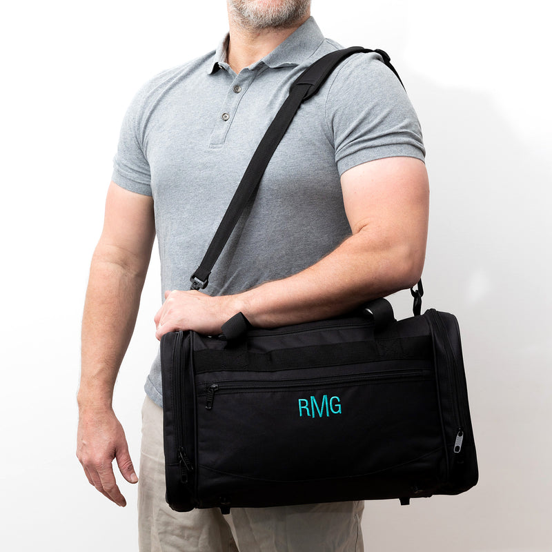 Gym duffle bag with adjustable shoulder strap and personalised thread colour