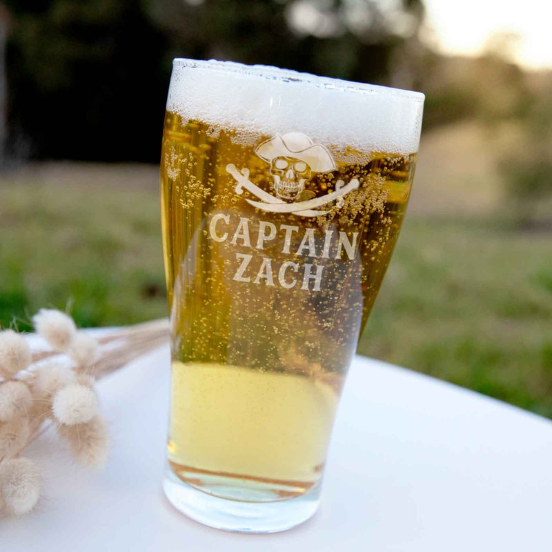 Custom Artwork Engraved Name Ship Boat Captain Pirate Ship 425ml Schooner Beer Glass Christmas