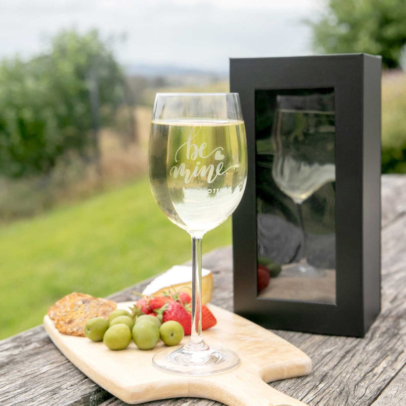 Custom Artwork Engraved Valentine's Wine Glass